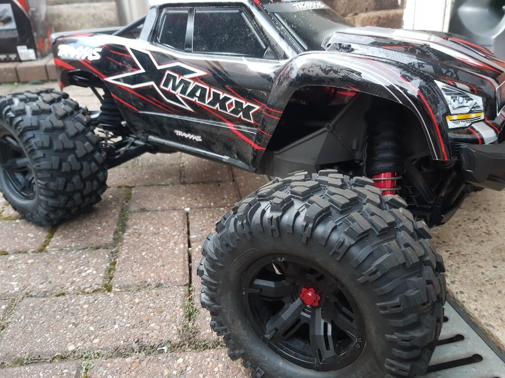 traxxas x maxx 8s price